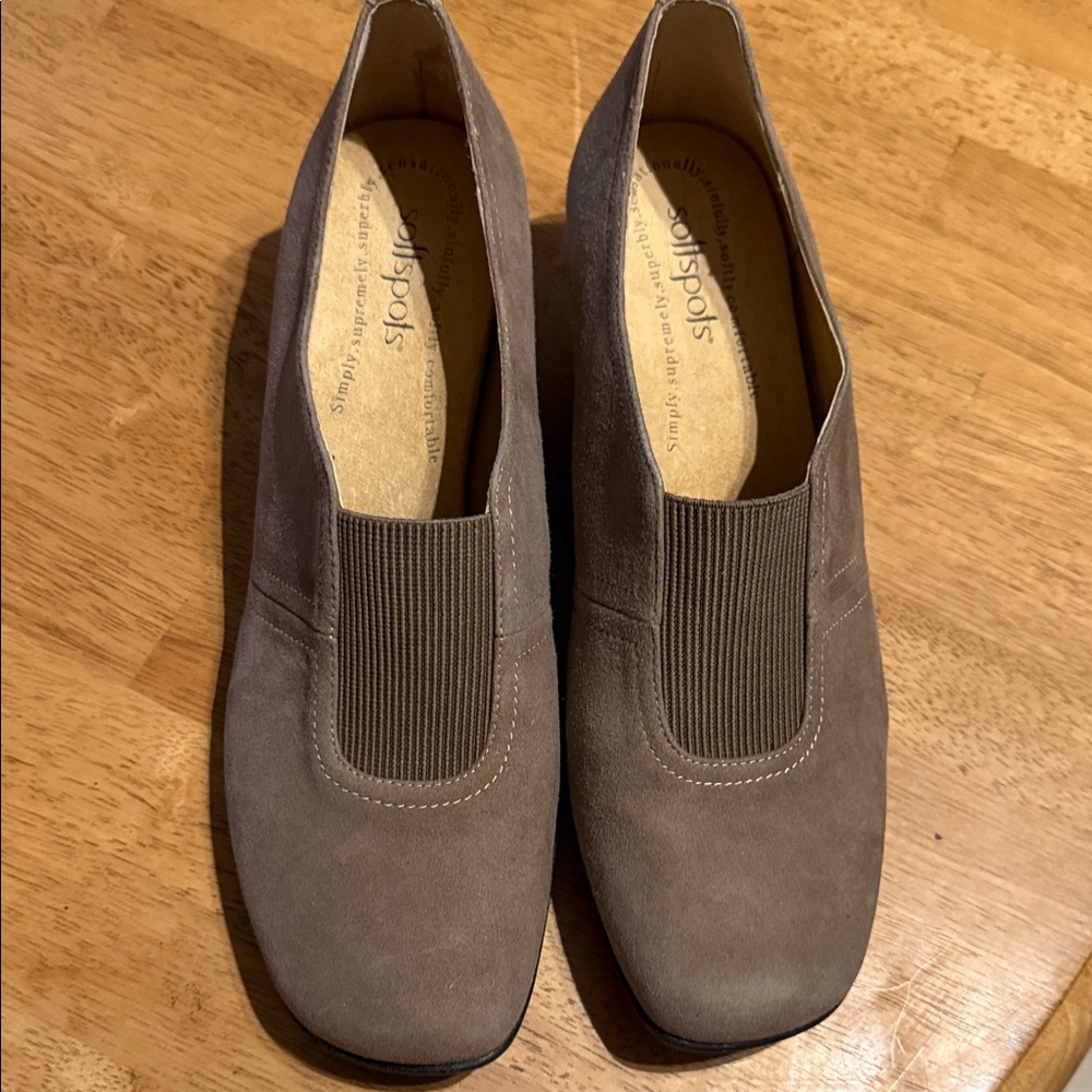 Softspots Women's Brown Slip-On Loafers Sz 10 EUC!